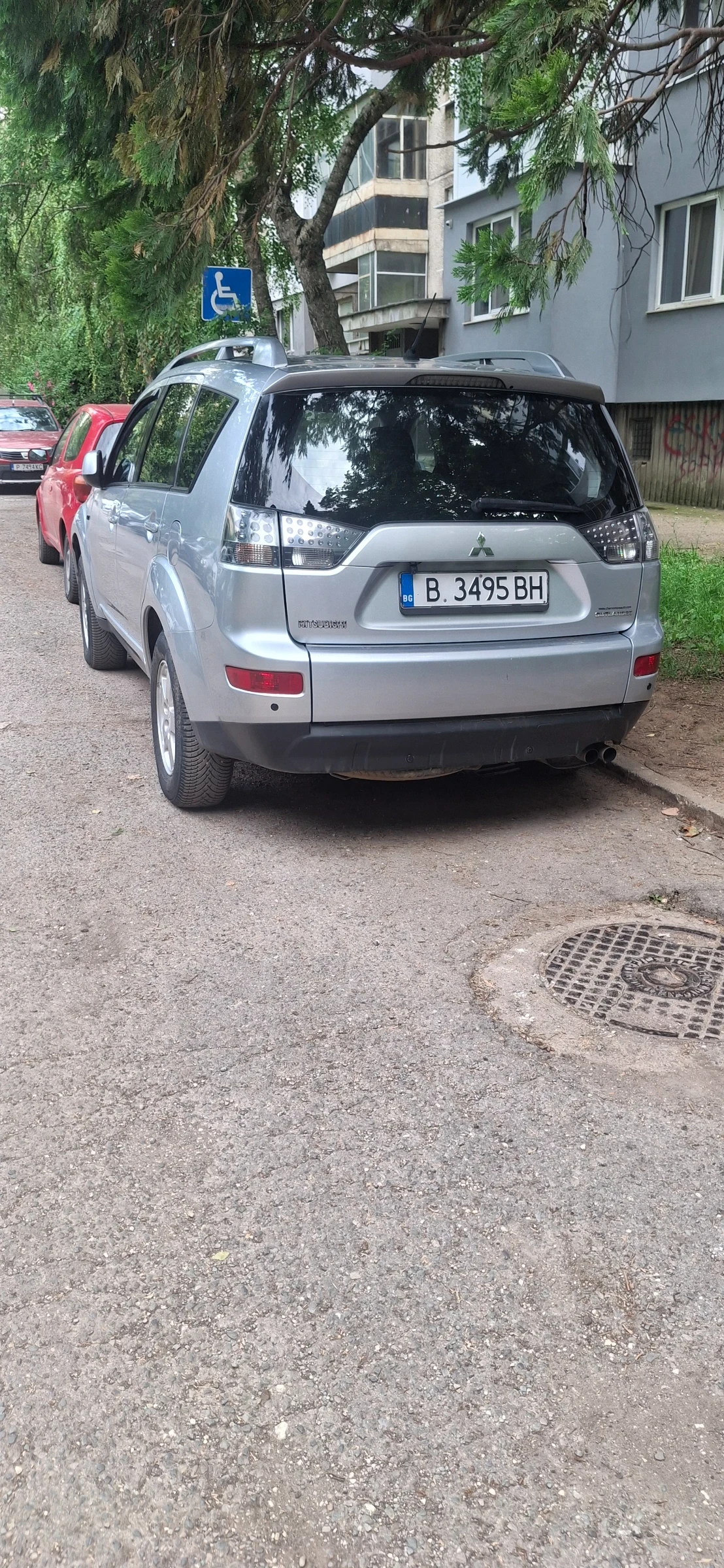 Mitsubishi Outlander, снимка 6 - Автомобили и джипове - 55954560