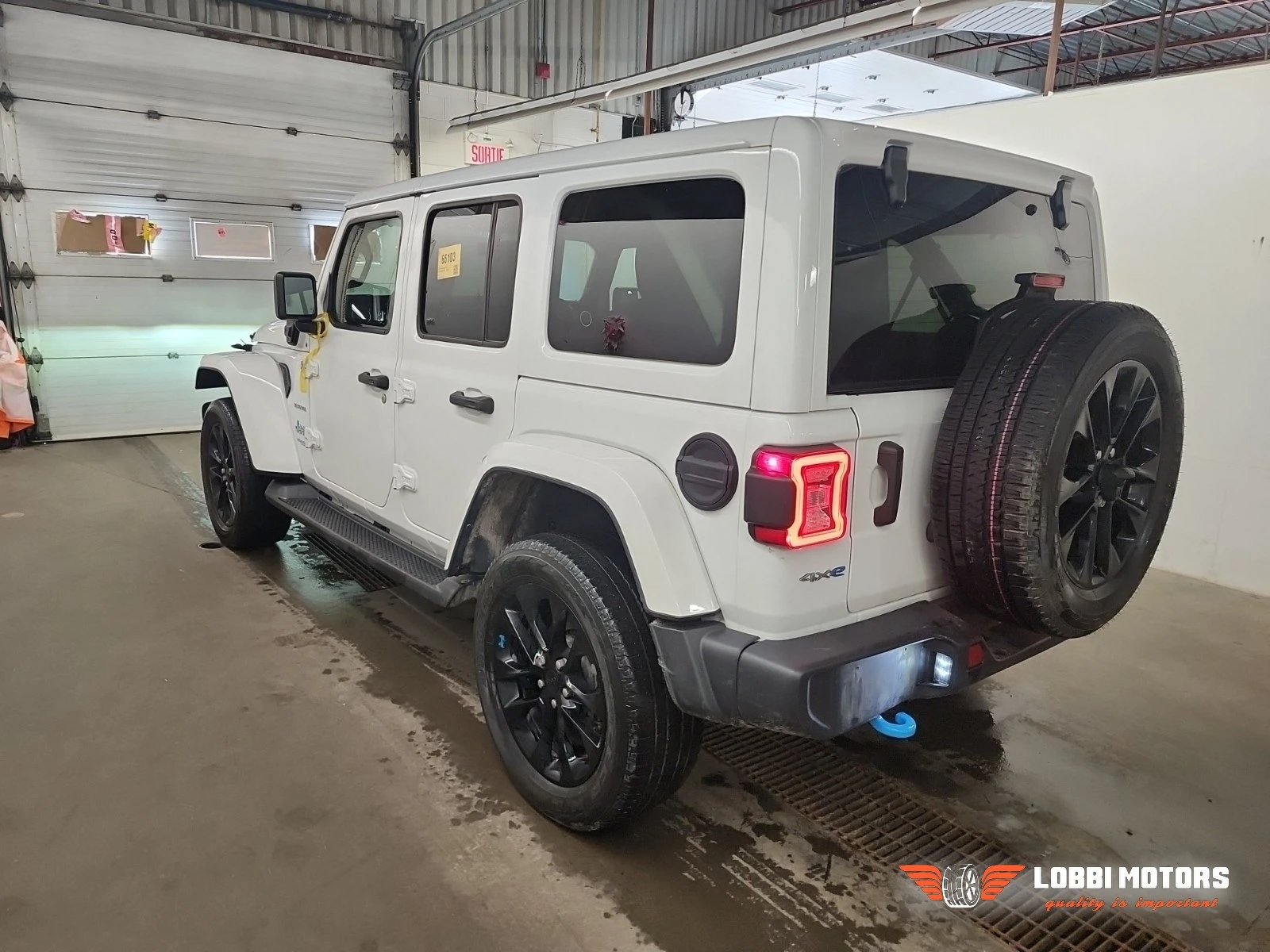 Jeep Wrangler, снимка 4 - Автомобили и джипове - 56295547