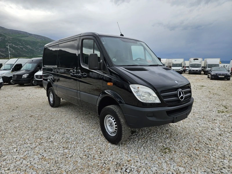 Mercedes-Benz Sprinter 319 4 x 4, снимка 7 - Бусове и автобуси - 45513148