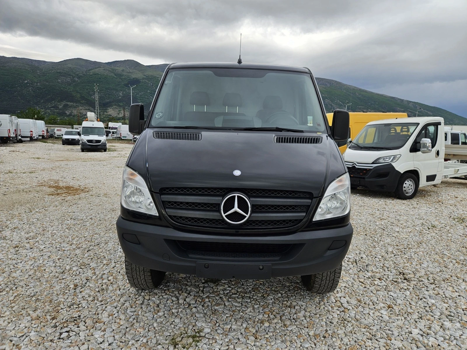 Mercedes-Benz Sprinter 319 4 x 4 - изображение 8