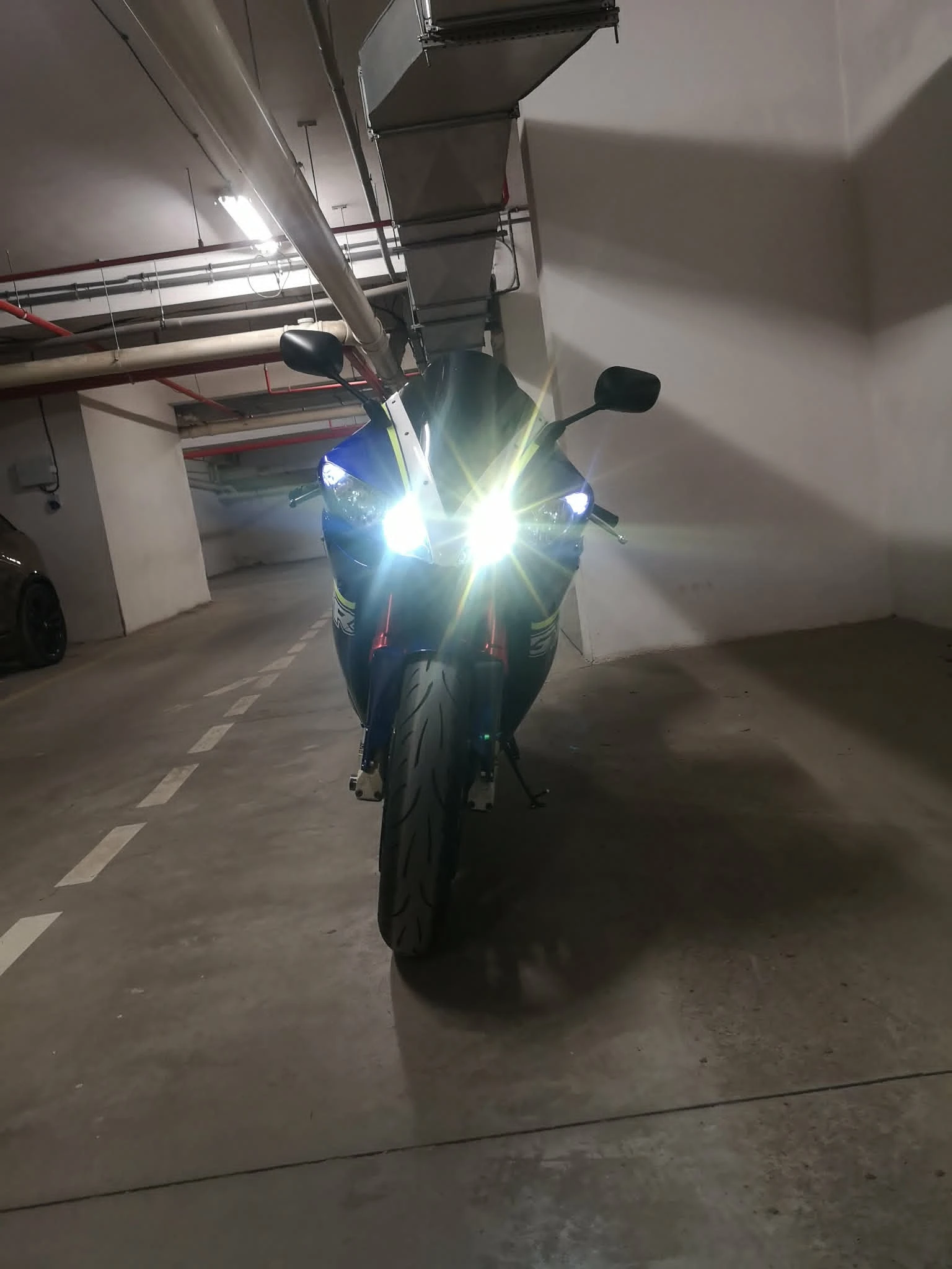 Yamaha YZF-R1, снимка 7 - Мотоциклети и мототехника - 54955968