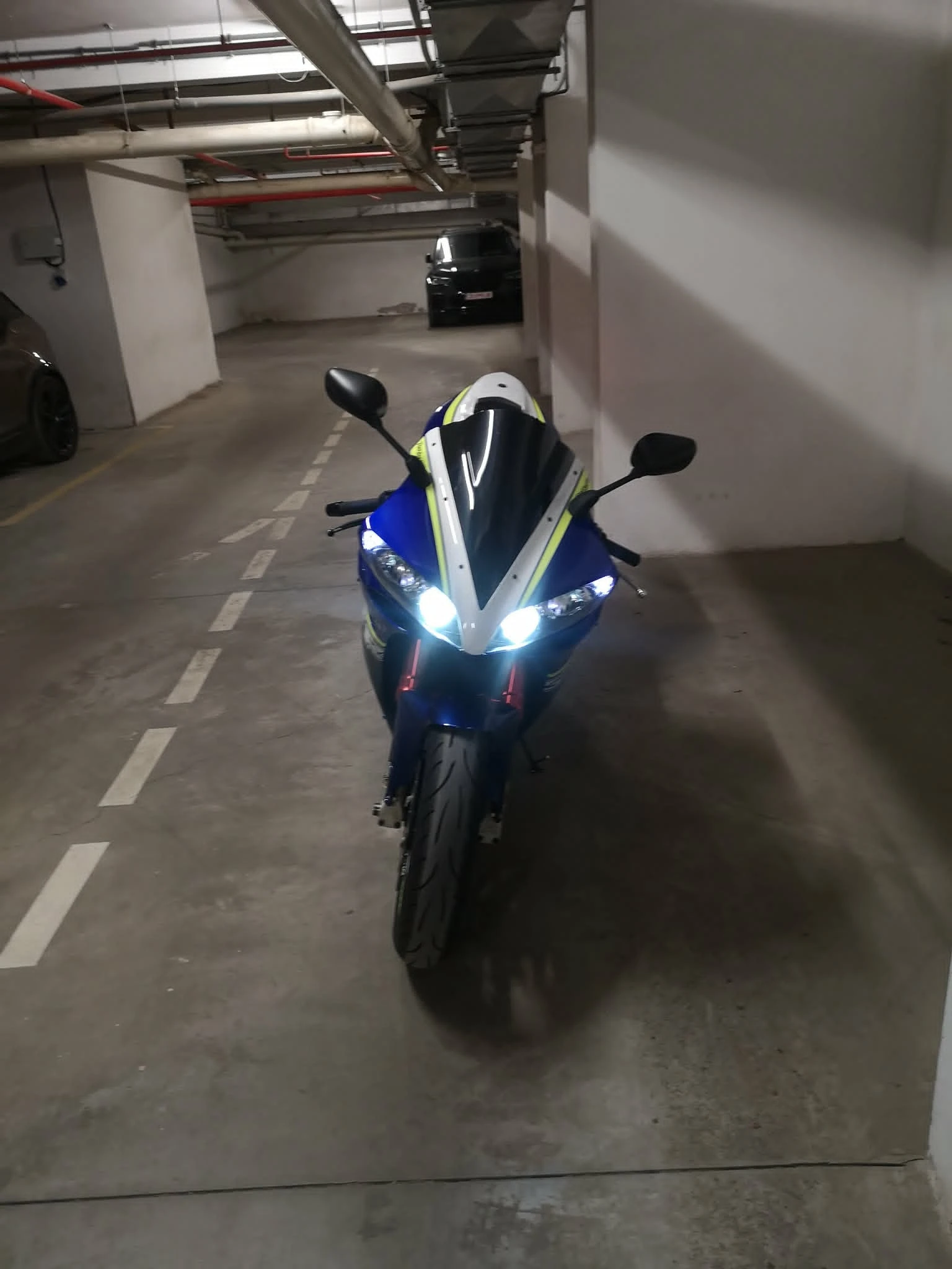 Yamaha YZF-R1, снимка 4 - Мотоциклети и мототехника - 54955968