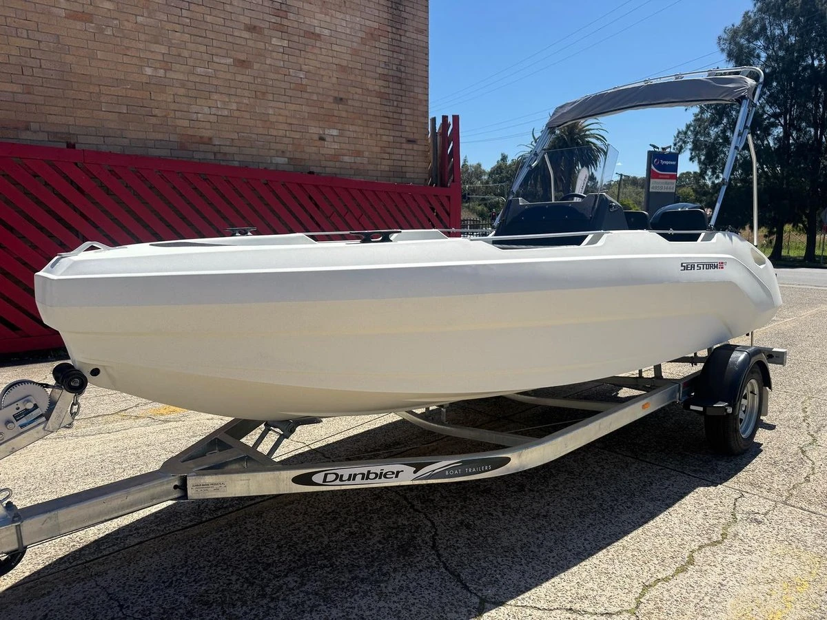Лодка Собствено производство SeaStorm 17 HDPE Advantage - 5.18 m - бяла, снимка 16 - Воден транспорт - 54387363