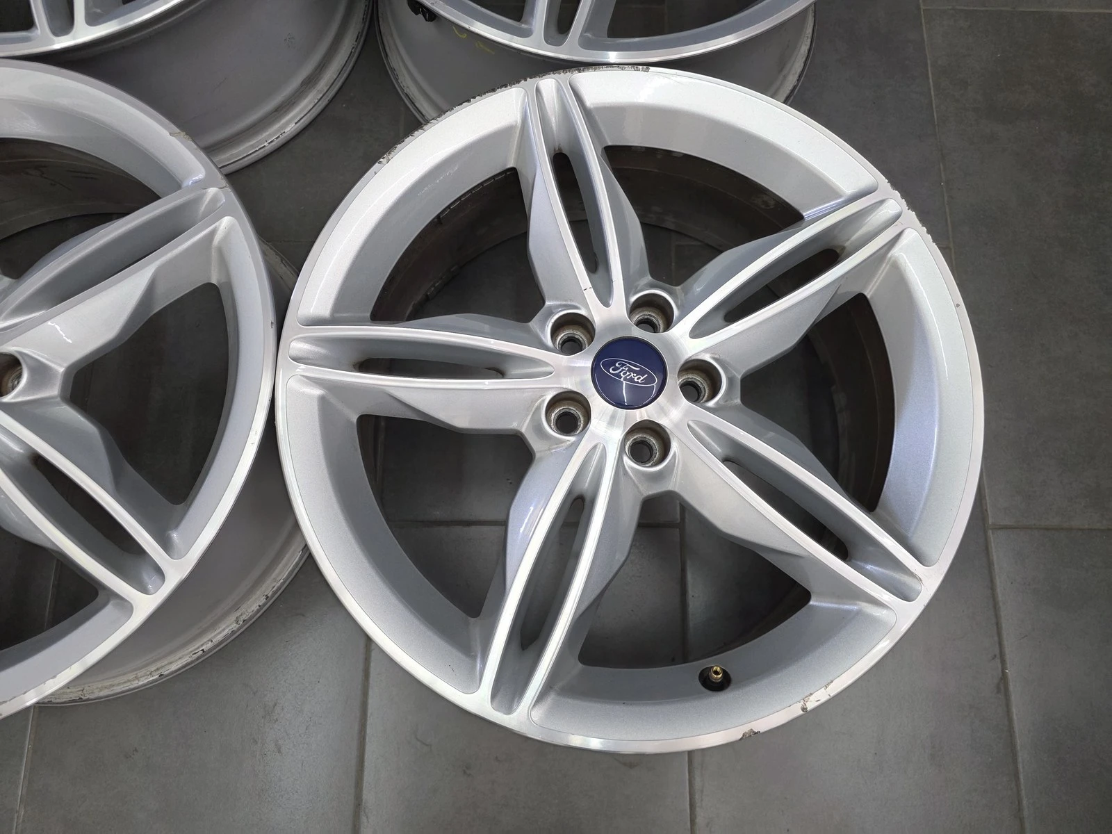 Джанти за Ford, снимка 8 - Гуми и джанти - 56688582