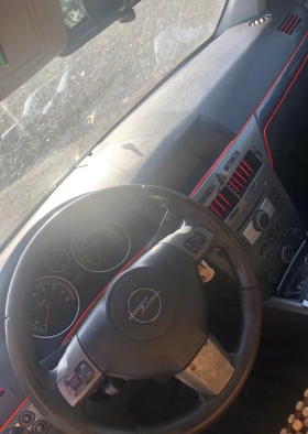 Opel Astra 1.6 i 105 к с автомат, снимка 8