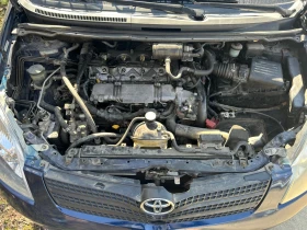 Toyota Corolla verso 2.0D на части, снимка 13