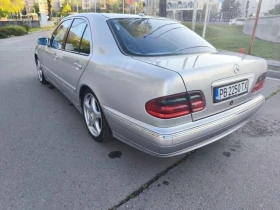 Mercedes-Benz E 320, снимка 6