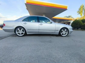 Mercedes-Benz E 320, снимка 1