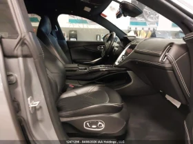 Aston Martin DBX, снимка 5