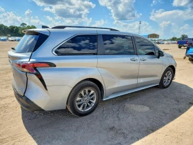 Toyota Sienna 2.5l Le, снимка 3