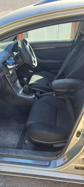 Toyota Avensis 1.8  | Mobile.bg    6