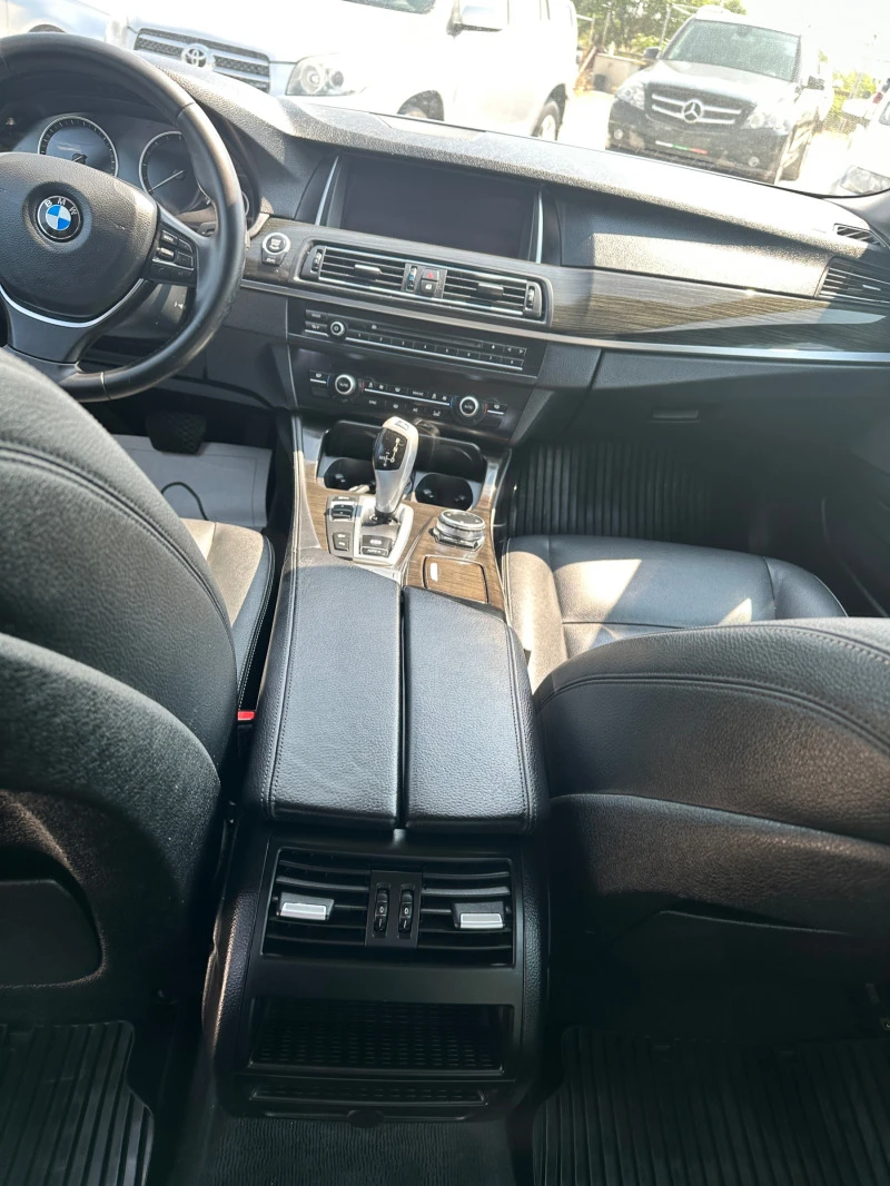 BMW 520 Xdrive, снимка 8 - Автомобили и джипове - 49531848