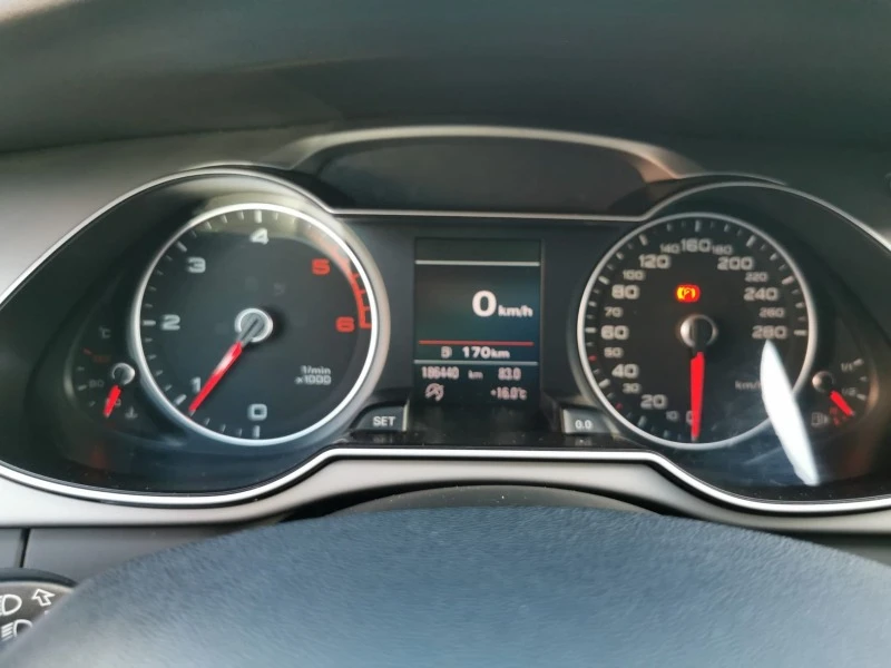 Audi A4 2.0 TDI XENON, снимка 10 - Автомобили и джипове - 45529326