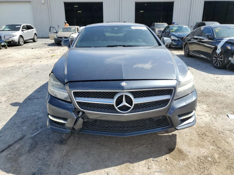 Mercedes-Benz CLS 550 AMG* HARMAN/KARDON, снимка 2 - Автомобили и джипове - 47492795