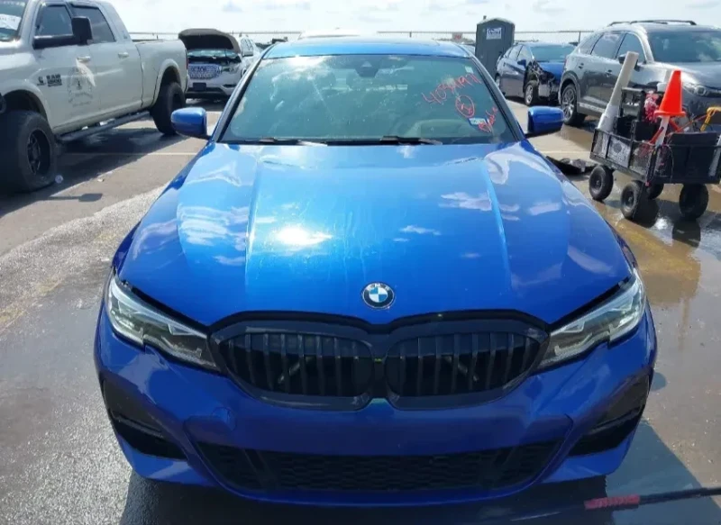 BMW 330, снимка 1 - Автомобили и джипове - 48748345