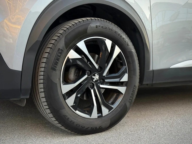 Peugeot 2008 ГАРАНЦИОННА//ВЪРНАТ ОТ ЛИЗИНГ, снимка 10 - Автомобили и джипове - 51658639