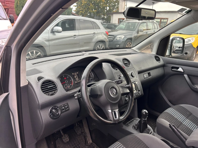 VW Caddy 1.6TDI 4+ 1 NAVI EURO 5, снимка 14 - Автомобили и джипове - 52090043