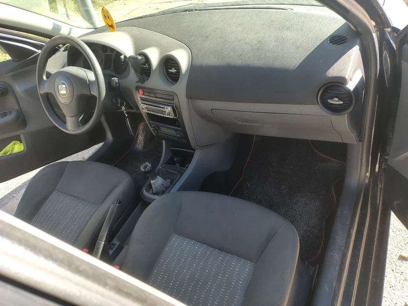 Seat Ibiza, снимка 5 - Автомобили и джипове - 52254228