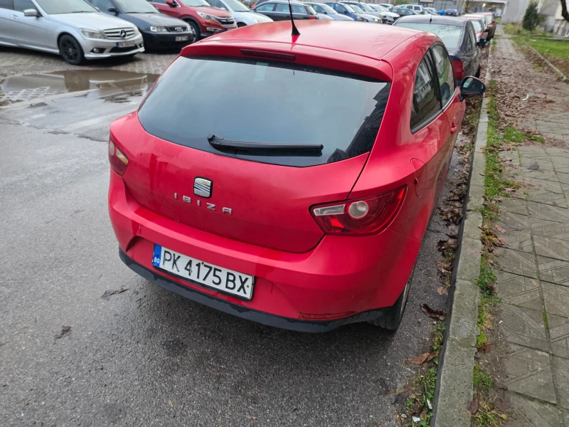 Seat Ibiza, снимка 2 - Автомобили и джипове - 52477082