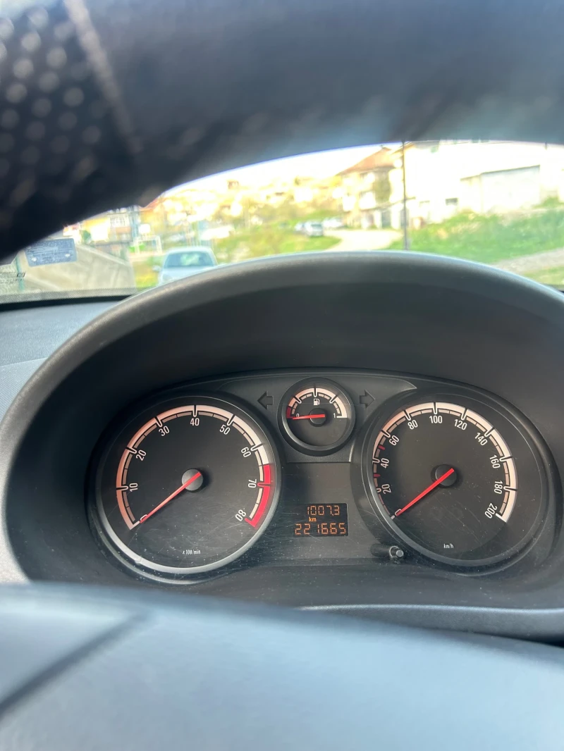 Opel Corsa, снимка 11 - Автомобили и джипове - 52501821