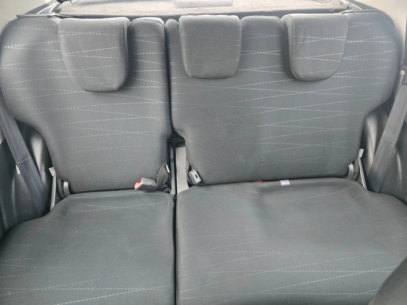 Toyota Yaris 1.4D4D-AVTOMAT, снимка 14 - Автомобили и джипове - 52639261