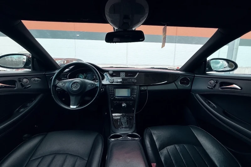 Mercedes-Benz CLS 55 ТОП СЪСТОЯНИЕ | ГАЗ | НАПЪЛНО ОБСЛУЖЕН | , снимка 8 - Автомобили и джипове - 52842681