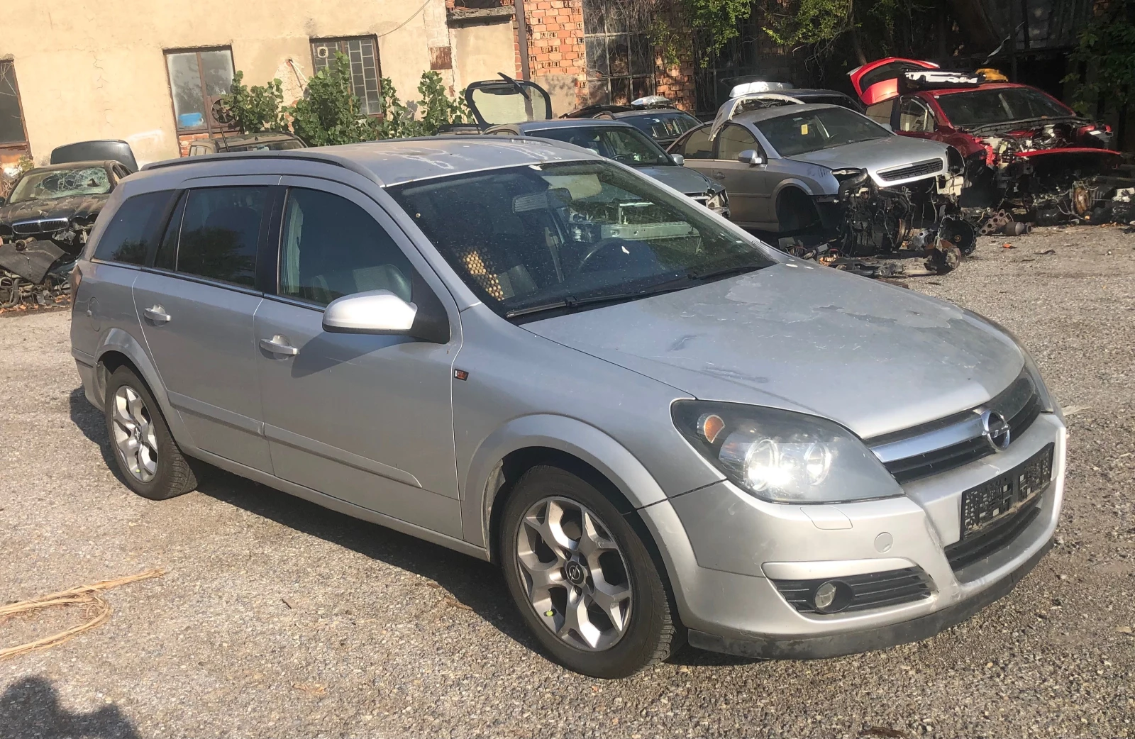 Opel Astra 1.6 i 105 к с автомат - изображение 2