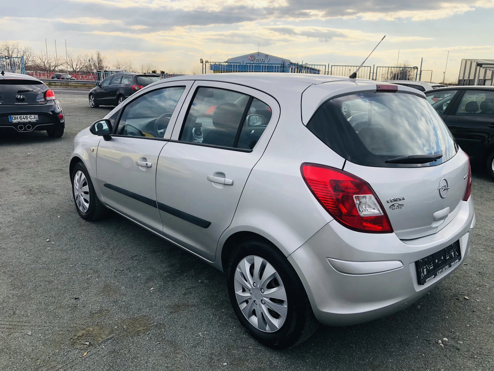 Opel Corsa 1.3CDTI Ecoflex  - изображение 3