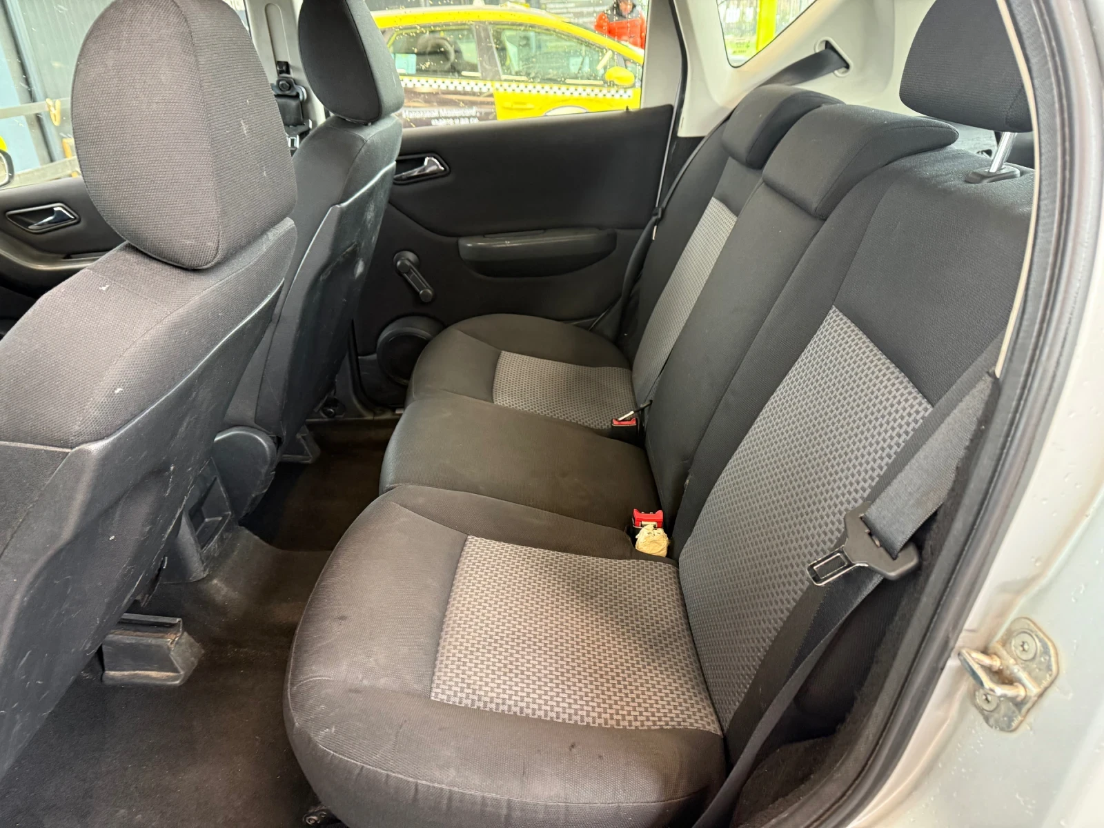 Mercedes-Benz A 170  - изображение 8