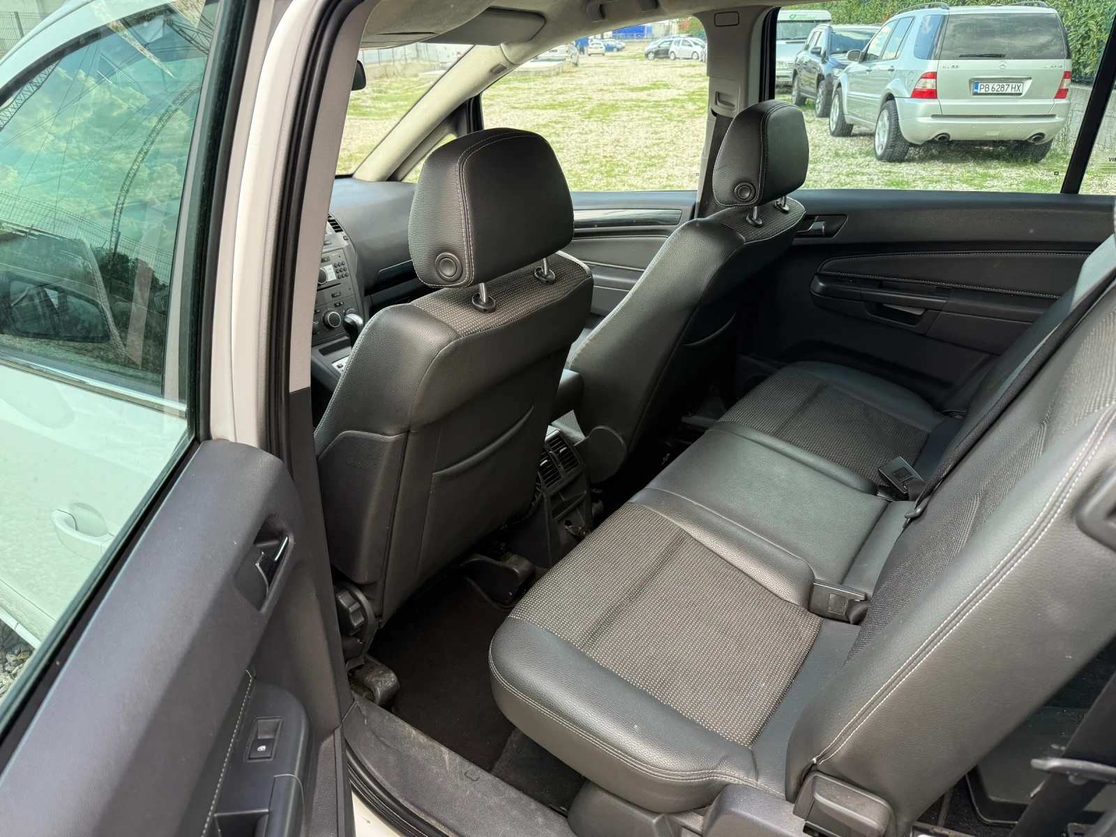 Opel Zafira 1.9 CDTI - изображение 6