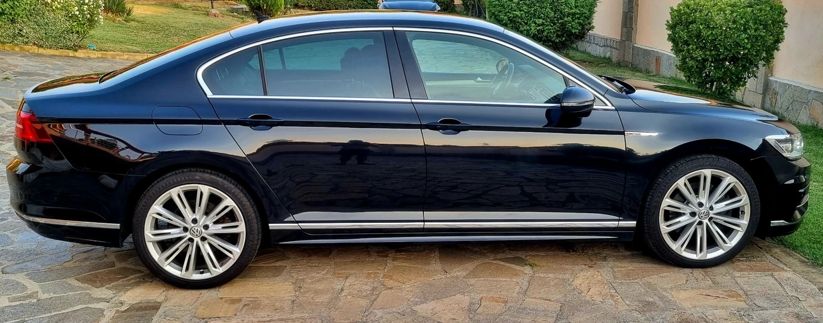 VW Passat R-line* Start-Stop* 4Motion* 1-ви собственик*  - изображение 5