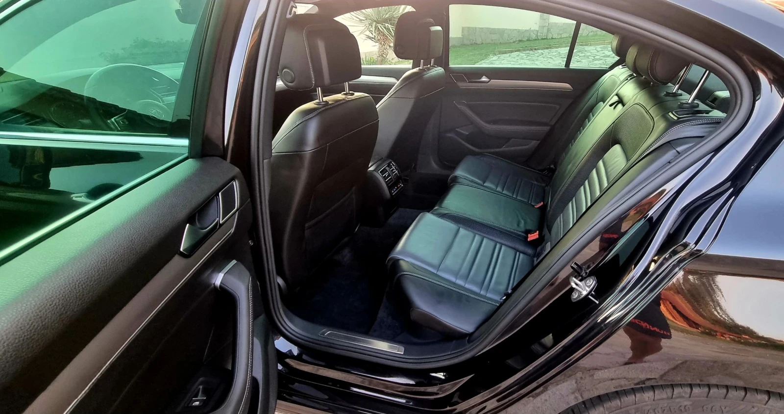 VW Passat R-line* Start-Stop* 4Motion* 1-ви собственик*  - изображение 10