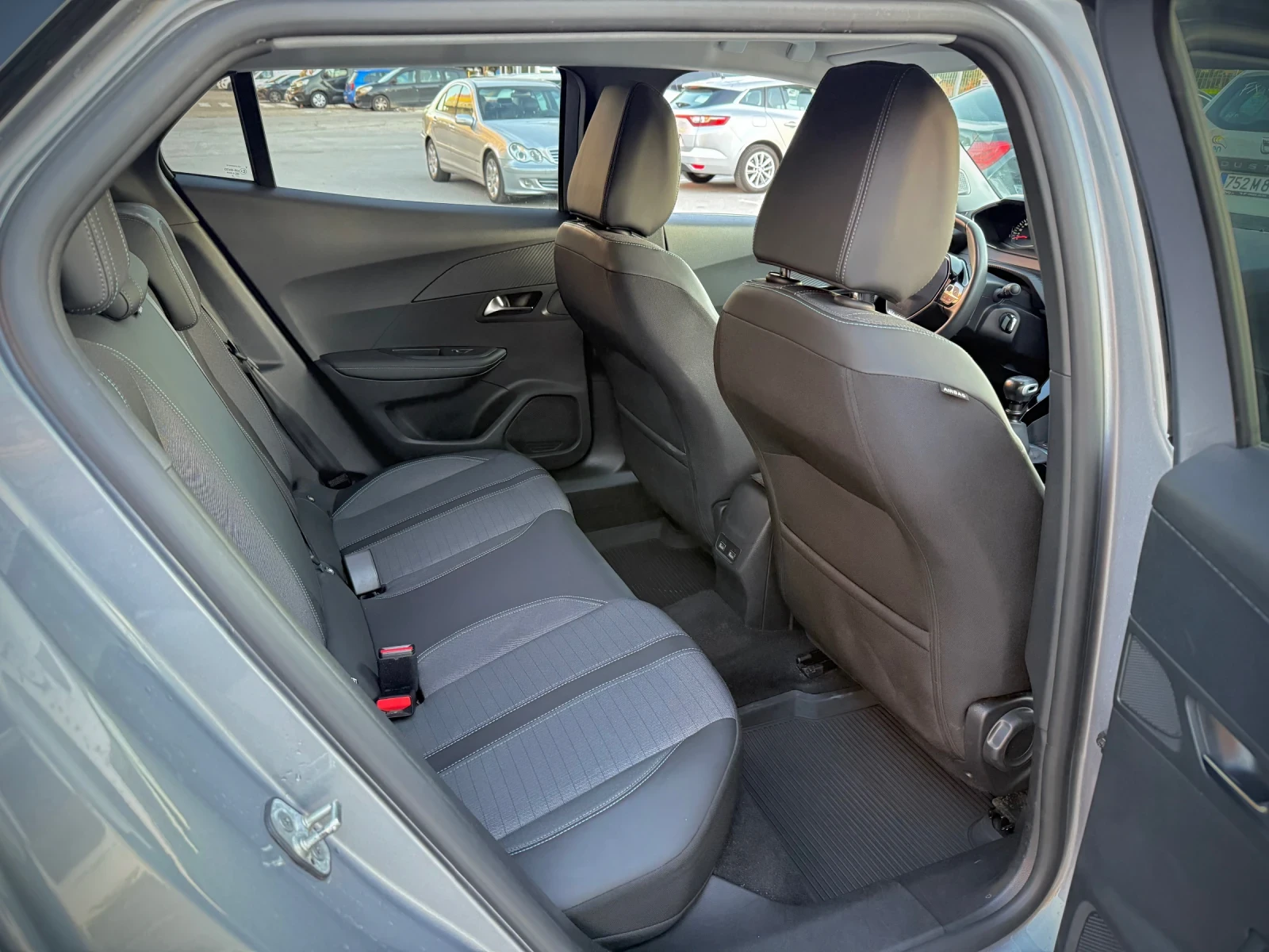 Peugeot 2008 ALLURE // //   | Mobile.bg   9