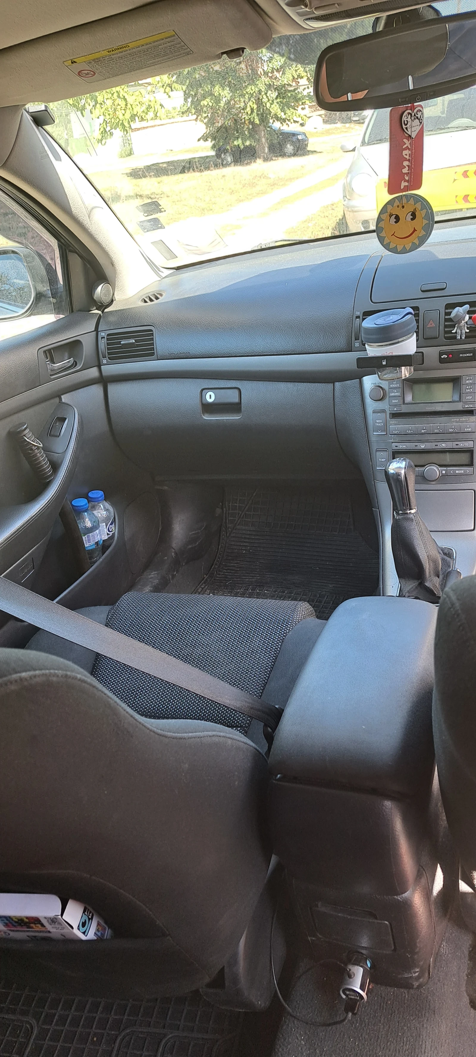 Toyota Avensis 1.8 бензин - изображение 4
