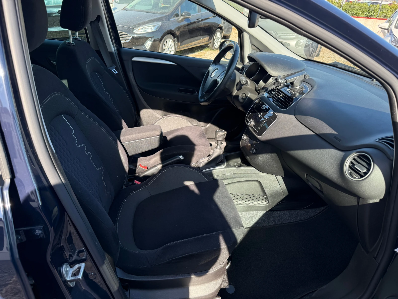 Fiat Punto 0.9i/SPORT/EURO6 | Mobile.bg — изображение 11