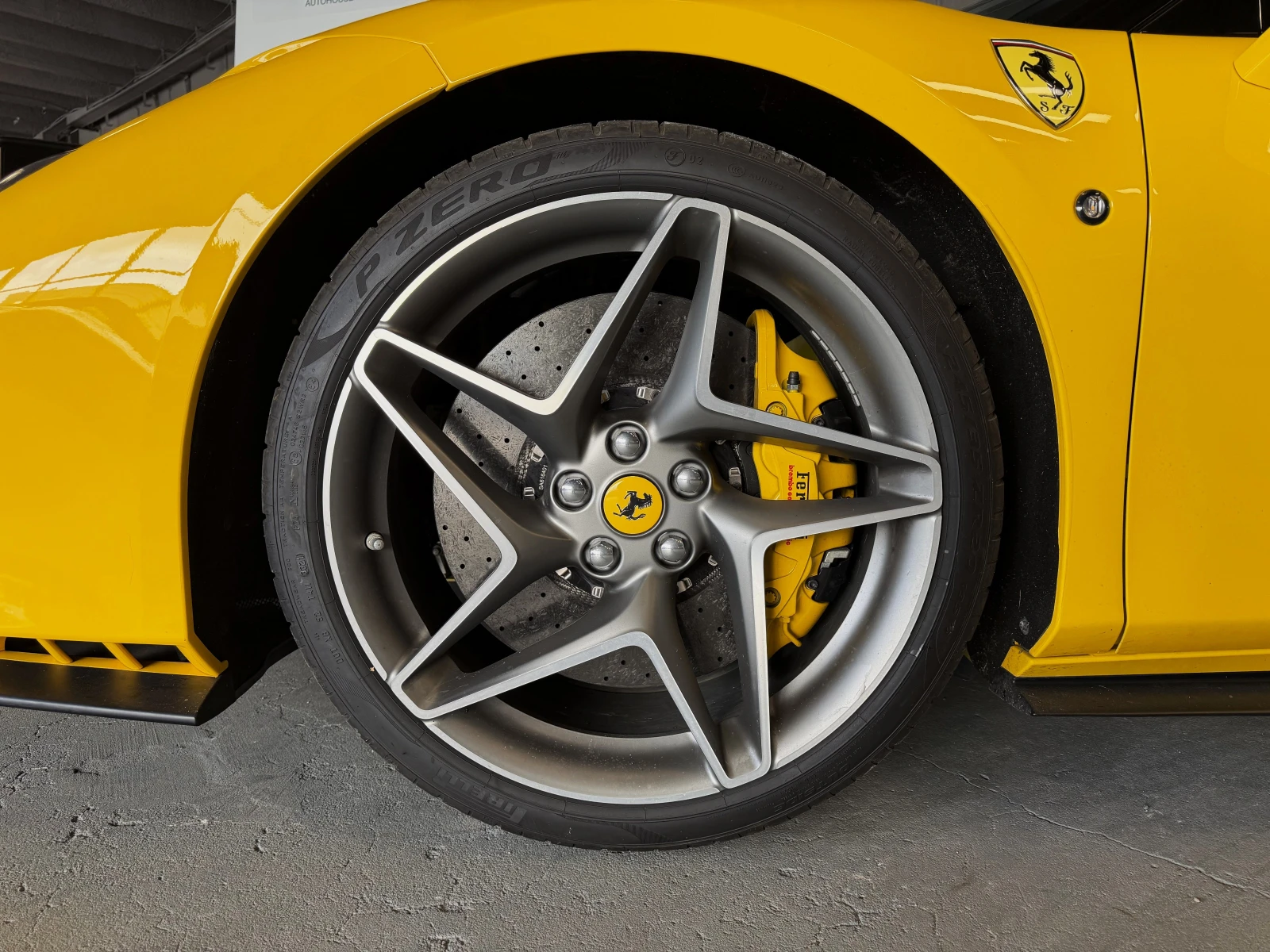 Ferrari F8 SPIDER LIFT CARBON JBL 360-CAM | Mobile.bg � ����������� 8