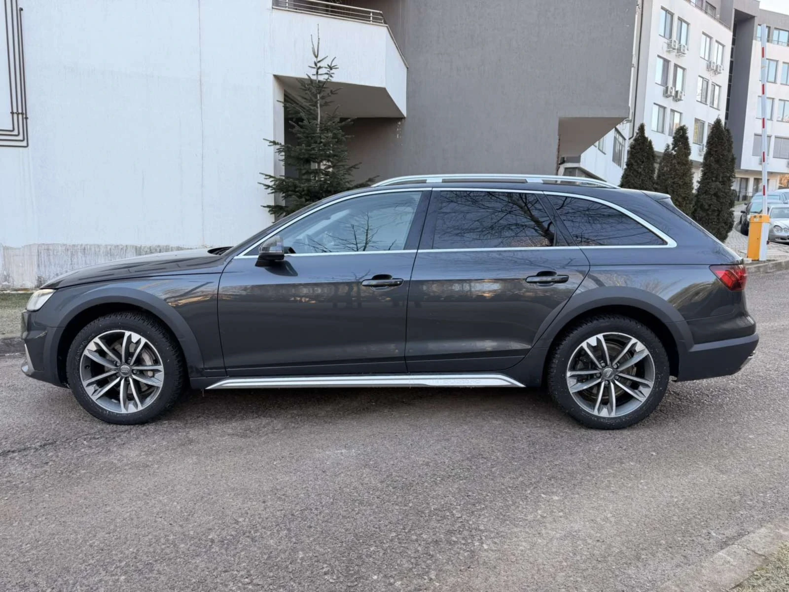 Audi A4 Allroad 40TDI / QUATTRO  - изображение 4