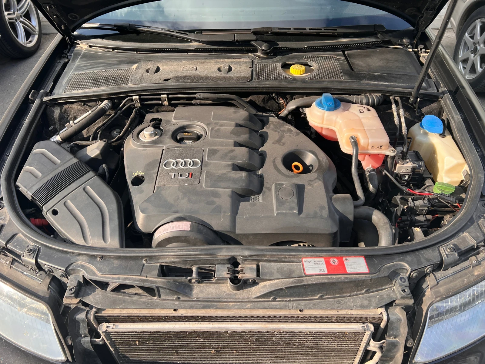 Audi A4 B6 1.9TDI 6 скорости, снимка 10 - Автомобили и джипове - 53946948