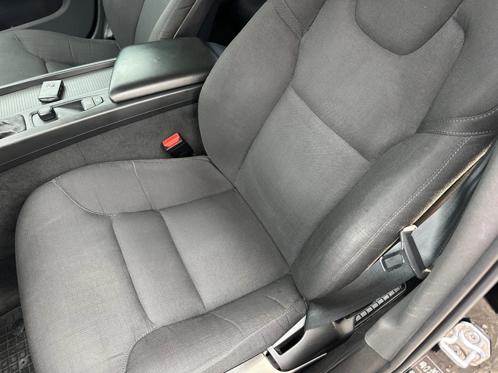 Volvo V60 2.0 D3-150 k.c.-ПЕРФЕКТНО, снимка 9 - Автомобили и джипове - 53964360