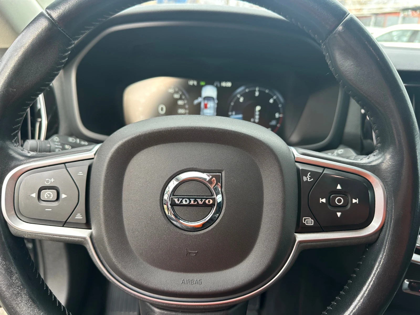 Volvo V60 2.0 D3-150 k.c.-ПЕРФЕКТНО, снимка 10 - Автомобили и джипове - 53964360