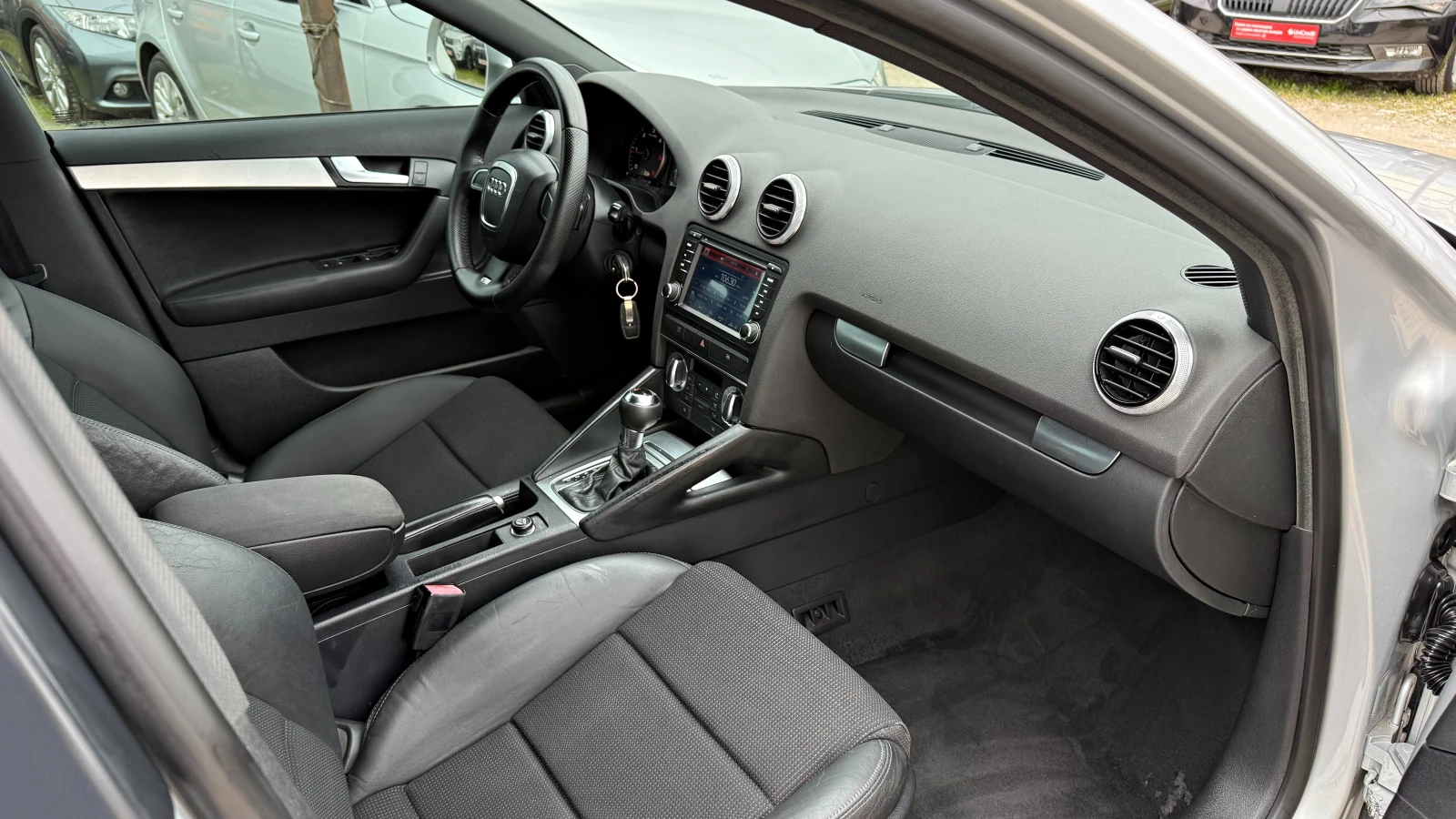 Audi A3 2.0TDI SLINE DSG FACELIFT, снимка 8 - Автомобили и джипове - 54127250