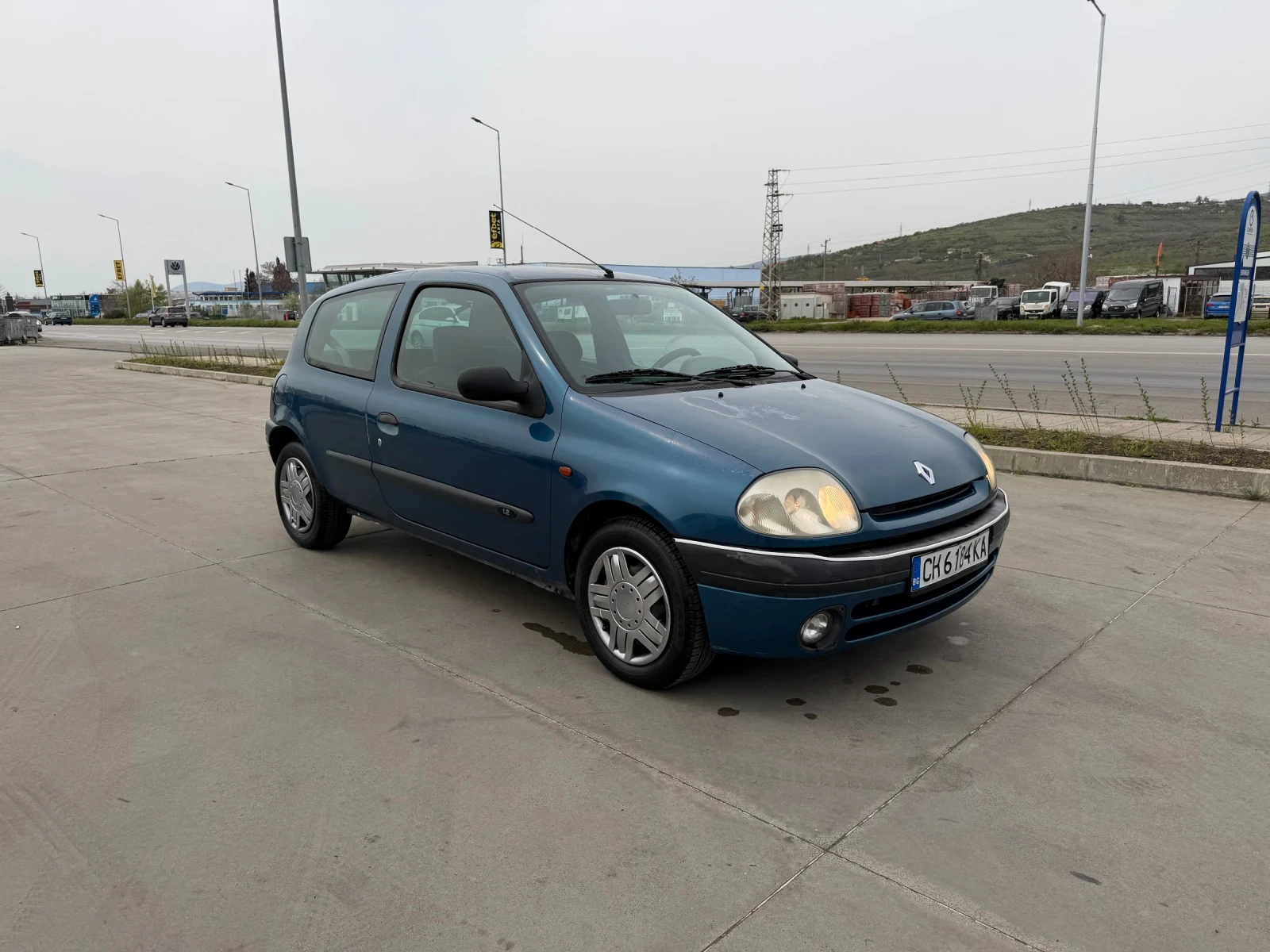 Renault Clio, снимка 8 - Автомобили и джипове - 54206770