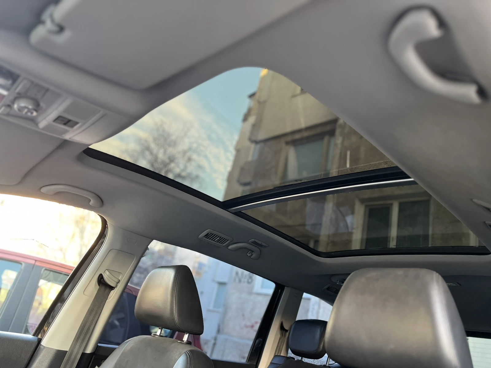 VW Sharan, снимка 11 - Автомобили и джипове - 54282793