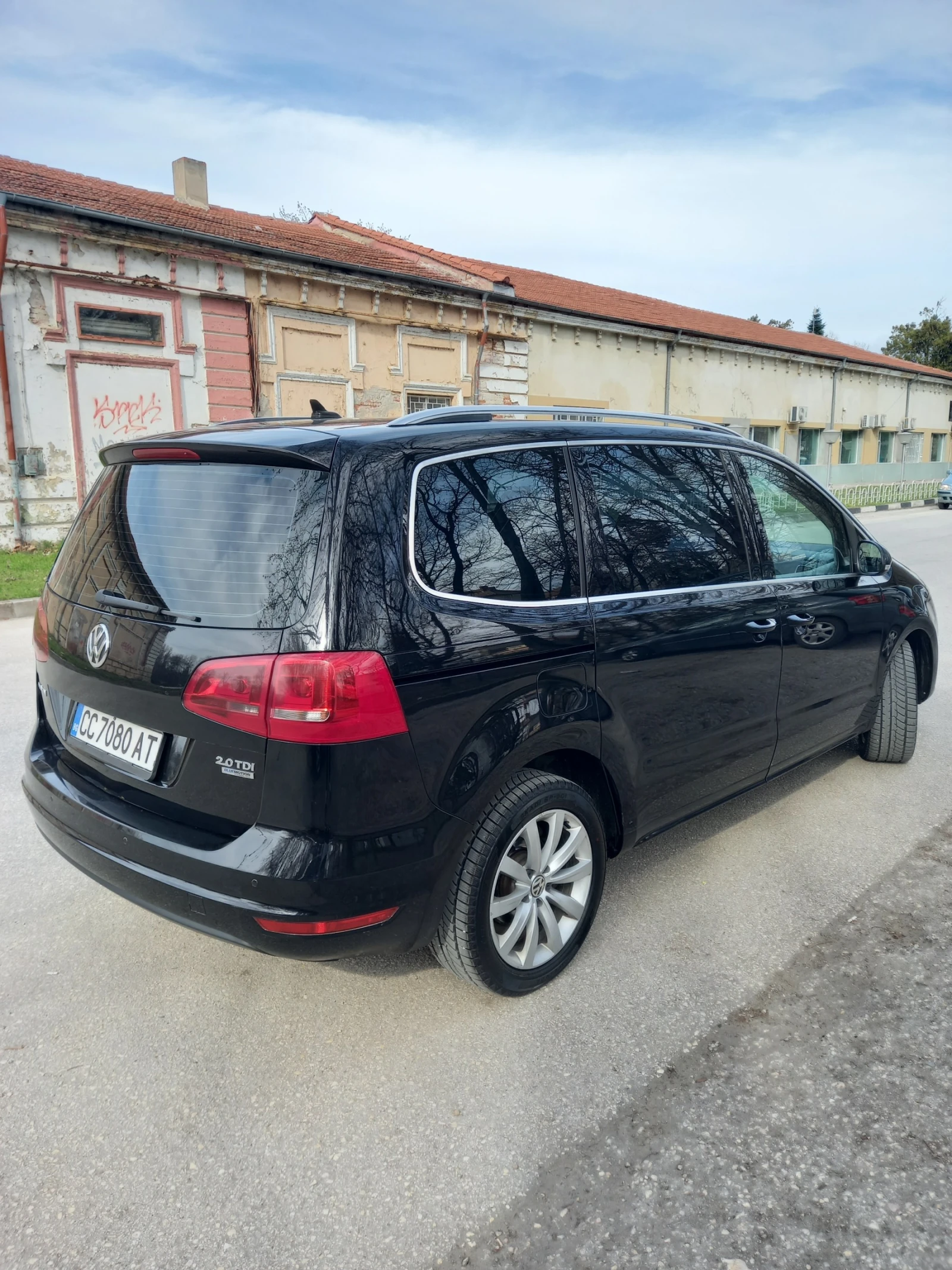 VW Sharan, снимка 3 - Автомобили и джипове - 54282793