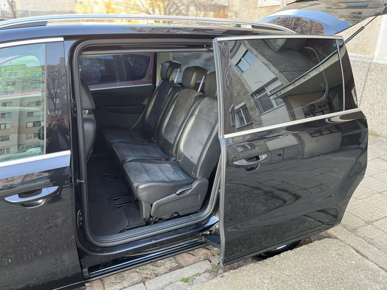 VW Sharan, снимка 12 - Автомобили и джипове - 54282793