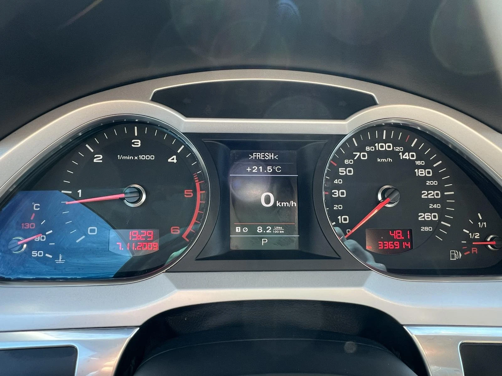 Audi A6 2.7 TDI, снимка 16 - Автомобили и джипове - 54399712