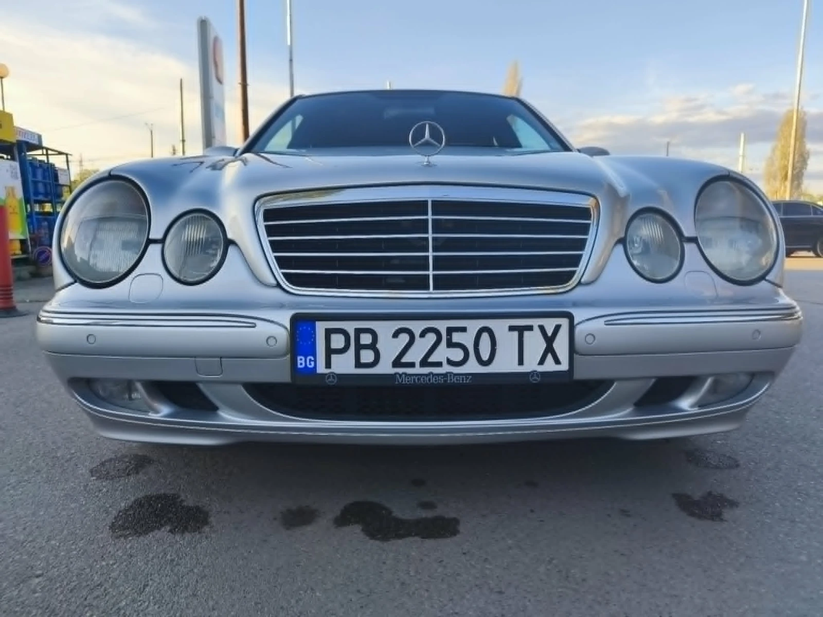 Mercedes-Benz E 320, снимка 7 - Автомобили и джипове - 54496133