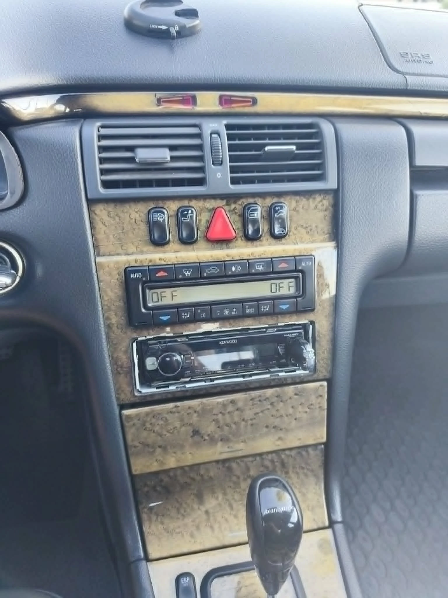 Mercedes-Benz E 320, снимка 2 - Автомобили и джипове - 54496133