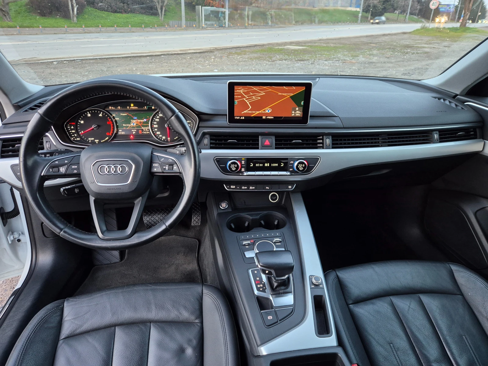 Audi A4 2.0TDI S-Line, снимка 14 - Автомобили и джипове - 54644534