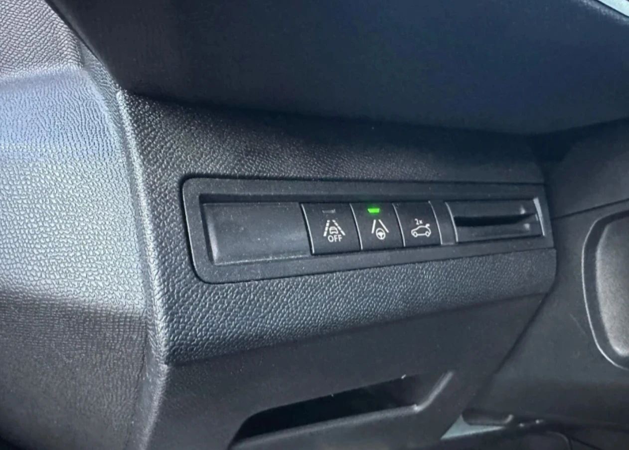 Peugeot 5008 GT line, снимка 8 - Автомобили и джипове - 55166146